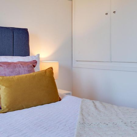 Cosy Two Bedroom House - Chelmsford - Free Parking And Wifi Exterior foto